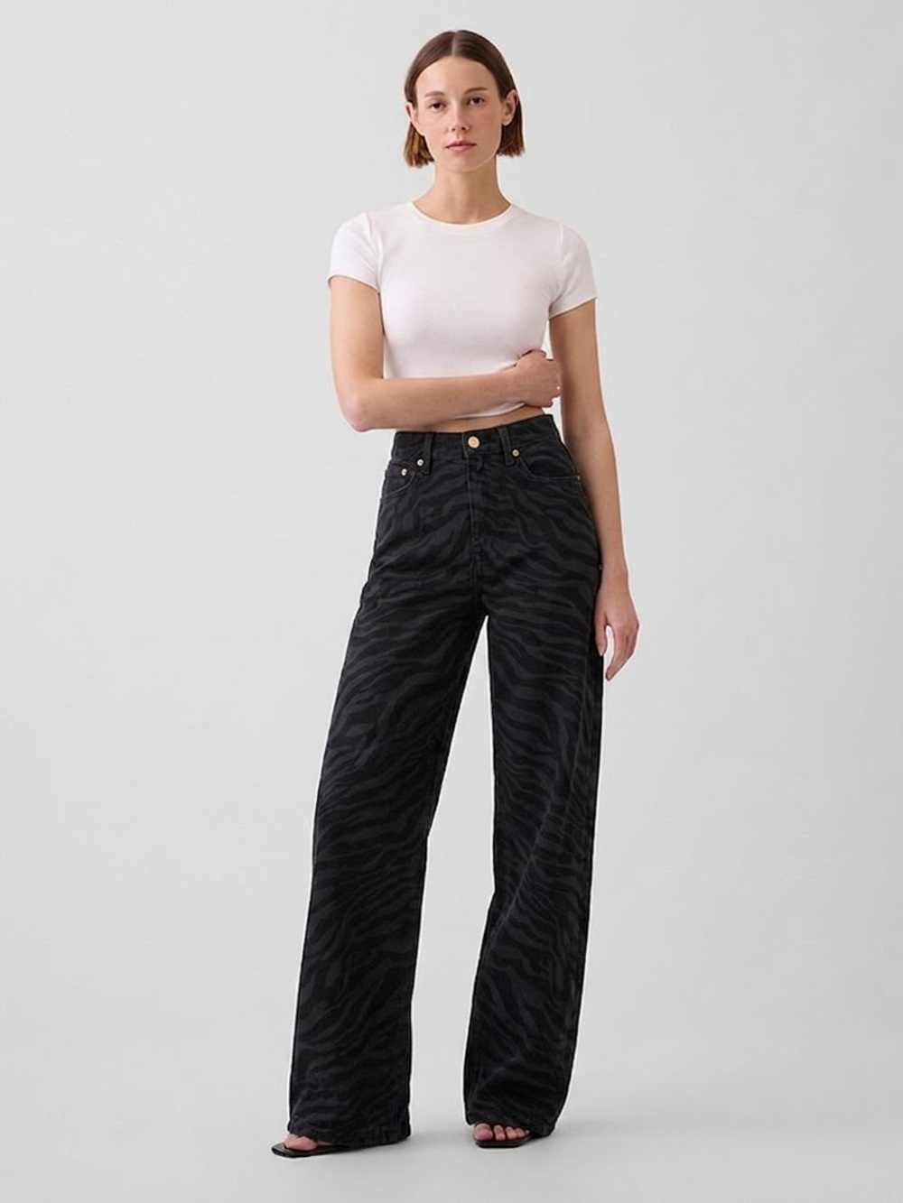 Gap High Rise Stride Wide Leg Jeans
99% cotton
 Black Zebra Print 
Very good con